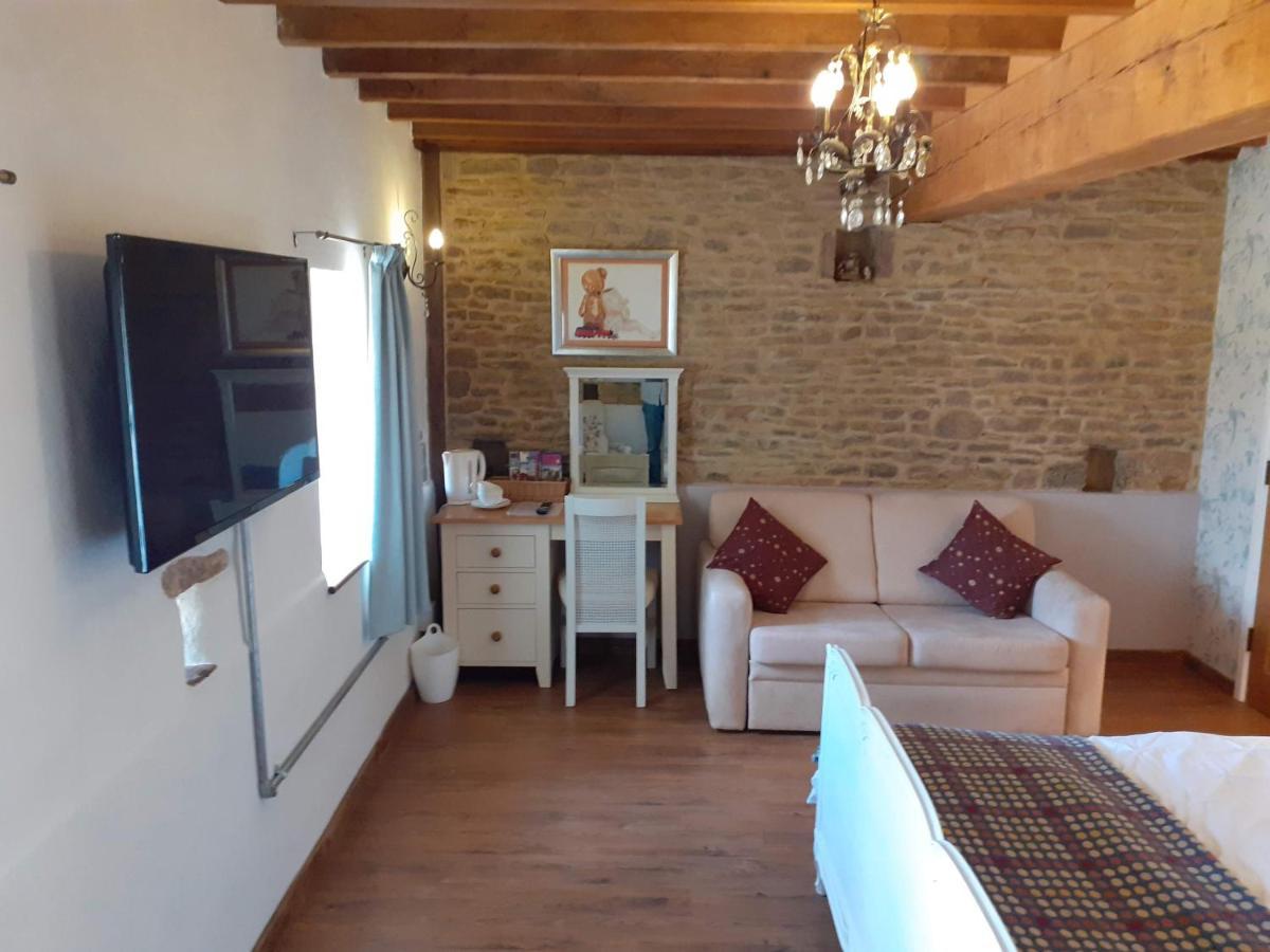The Byre North End Farm Bed & Breakfast Ashton Keynes Exterior foto